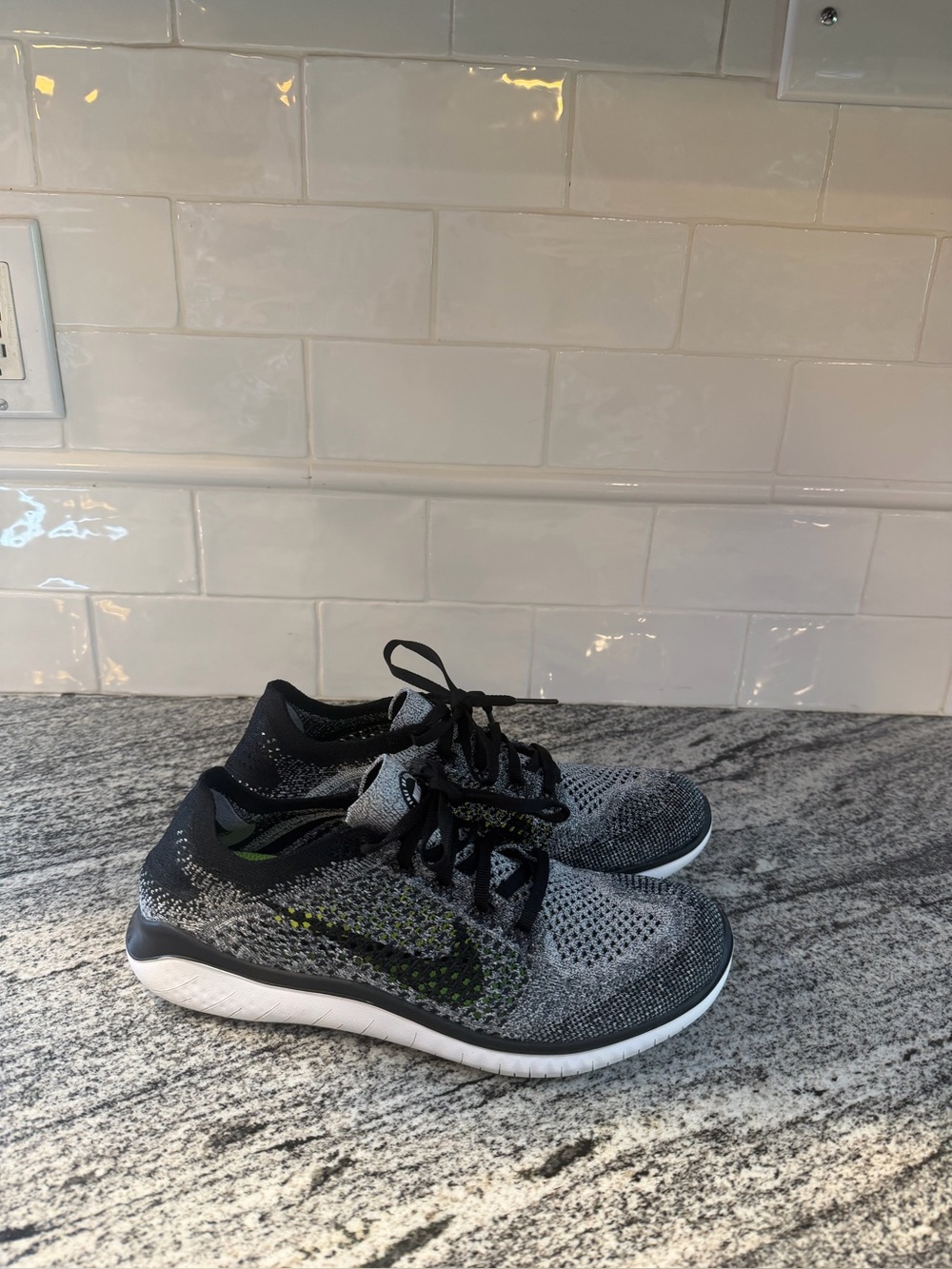 Women’s Nike Free RN Flyknit Black White Oreo 942839-101 Size 7.5
